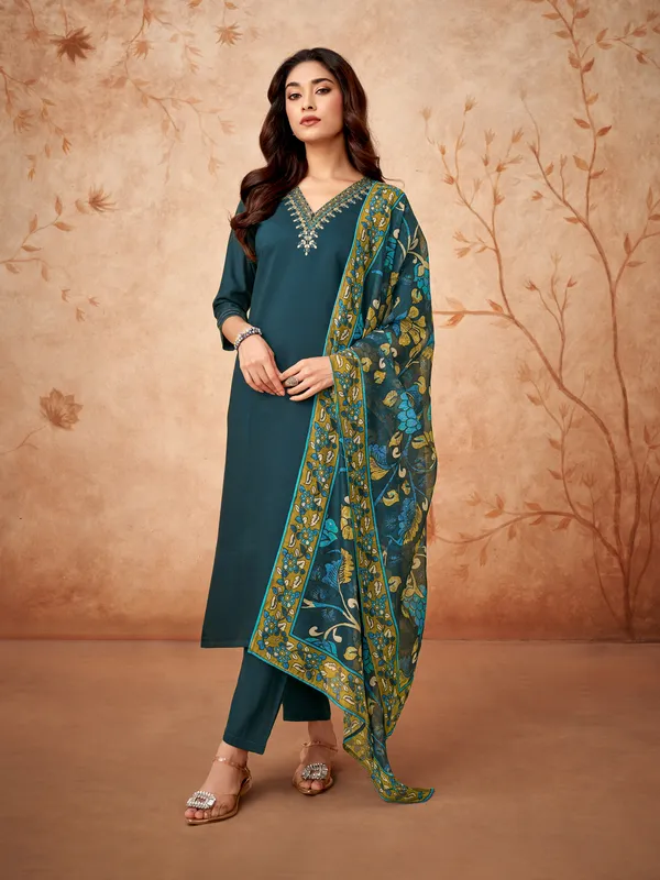 Blue_Cotton_Silk_Fabric_Straight_Kurta_Pant_And_Dupatta_Set