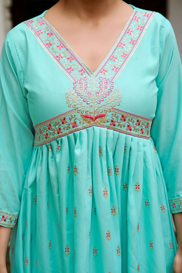 Blue_Slub_Embroide_Straight_Kurta_With_Pant_And_Dupatta_Set