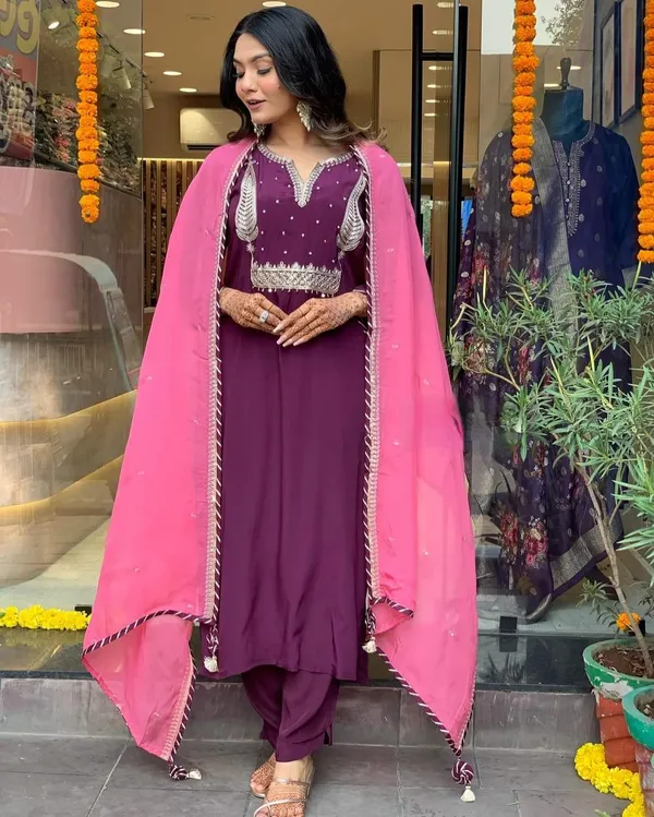 Purple_Beautiful_Silk_Embroide_Kurta_Pant_Dupatta_Set
