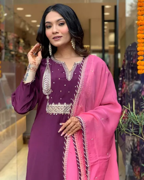Purple_Beautiful_Silk_Embroide_Kurta_Pant_Dupatta_Set