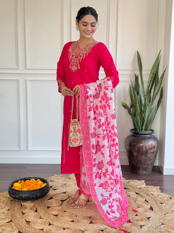Pink_Chanderi_Fabric_Work_Straight_Cut_Kurta_Pant_And_Dupatta_Set