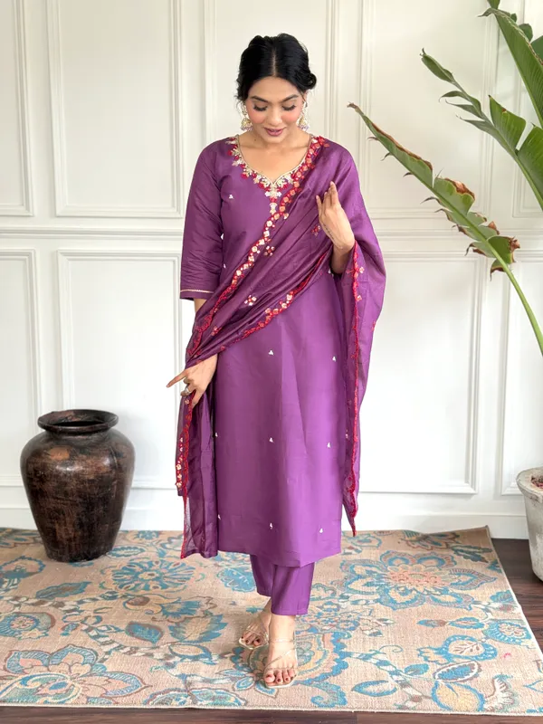 Purple_Chanderi_Viscose_Embroide_Straight_Kurta_With_Pant_And_Dupatta_Set