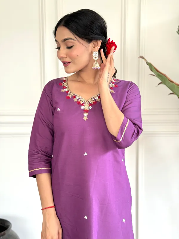 Purple_Chanderi_Viscose_Embroide_Straight_Kurta_With_Pant_And_Dupatta_Set