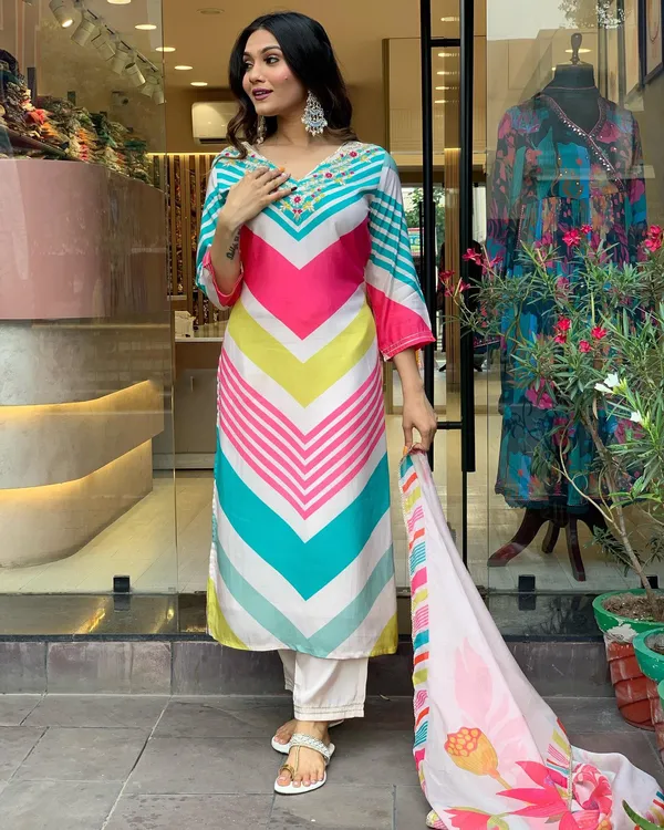 Pink_Printed_Viscose_Fabric_Straight_Kurta_Pant_And_Dupatta_Set