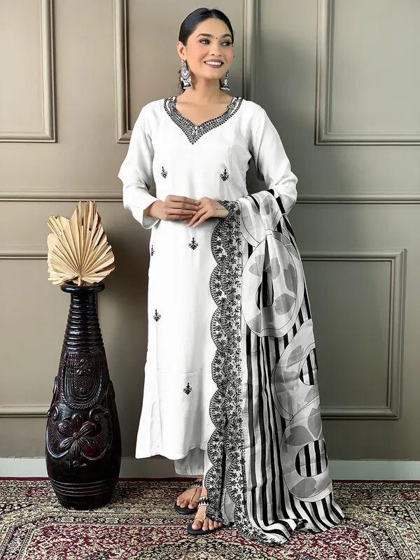 White_Viscose_Fabric_Straight_Kurta_Pant_And_Dupatta_Set