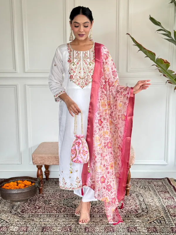 White_Chanderi_Viscose_Kalamkari_Printed_Straight_Kurta_With_Pant_And_Printed_Dupatta_Set