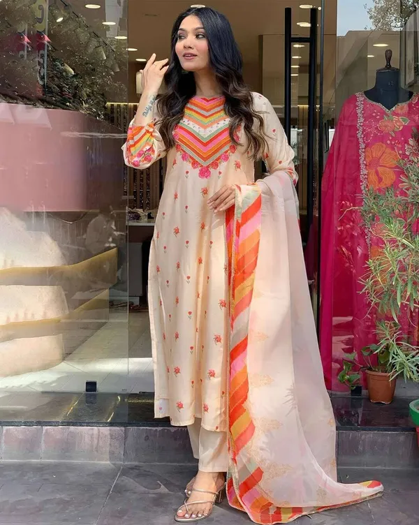 Orange_Chanderi_Cotton_Embroide_Kurta_Pant_Dupatta_Set