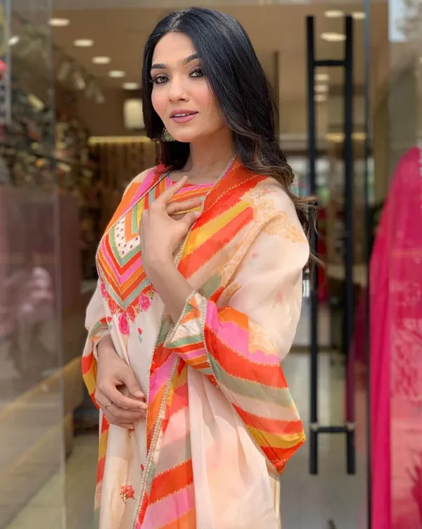 Orange_Chanderi_Cotton_Embroide_Kurta_Pant_Dupatta_Set