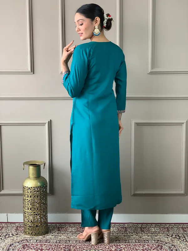 Blue_Chanderi_Cotton_Embroidery_Kurta_Pant_Set_For_Women