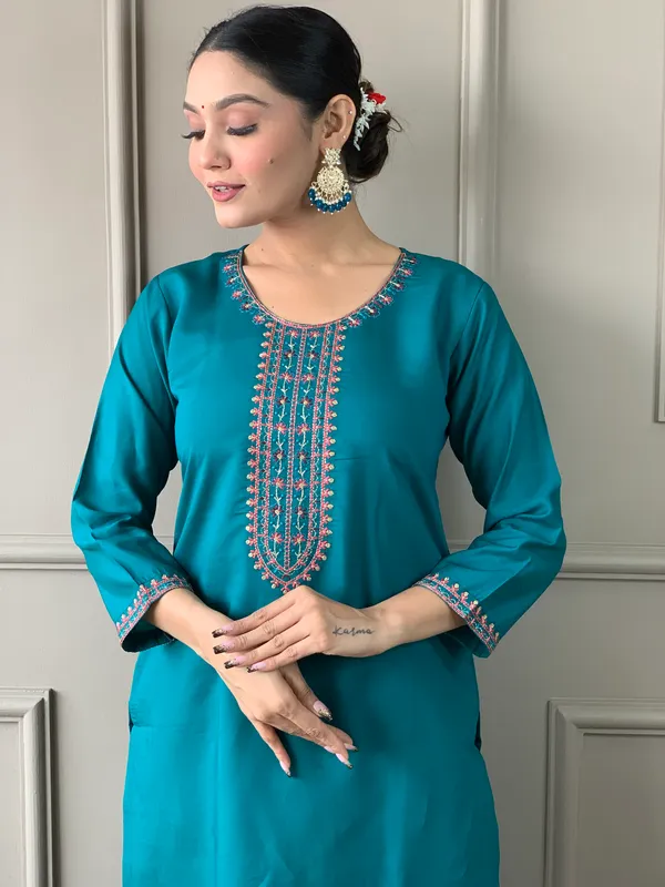 Blue_Chanderi_Cotton_Embroidery_Kurta_Pant_Set_For_Women