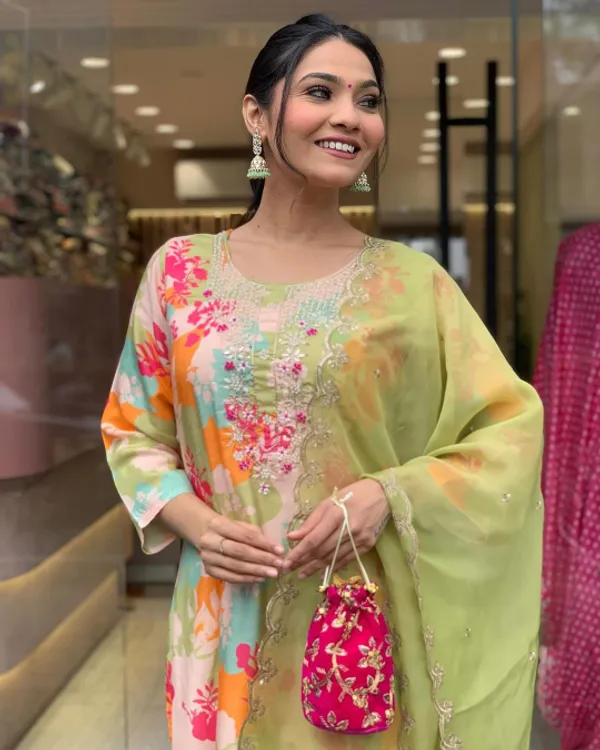 Multicolour_Beautiful_Silk_Embroide_Kurta_Pant_Dupatta_Set