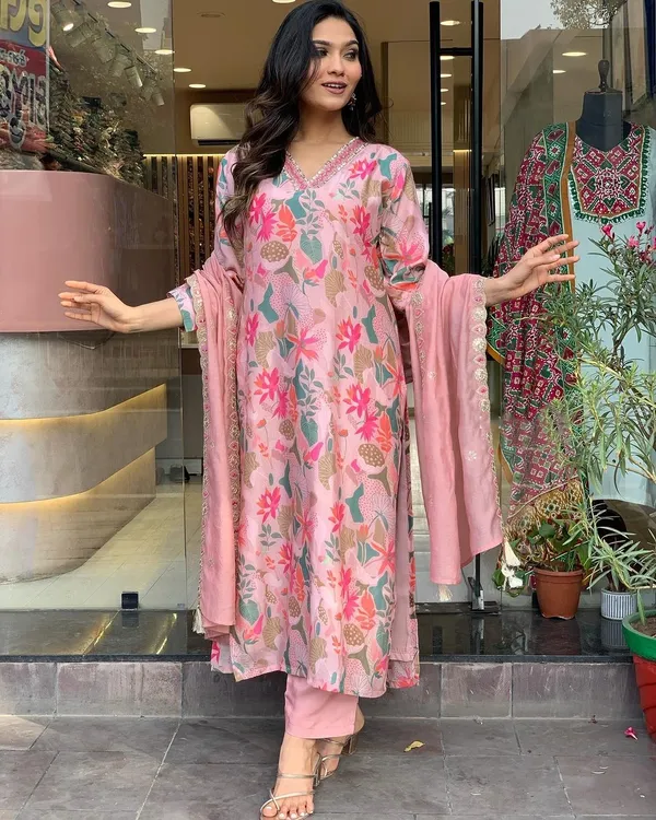 Pink_Printed_Viscose_Fabric_Straight_Kurta_Pant_And_Dupatta_Set
