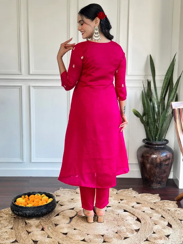Pink_Embroide_Vichitra_Fabric_Straight_Kurta_Pant_And_Dupatta_Set