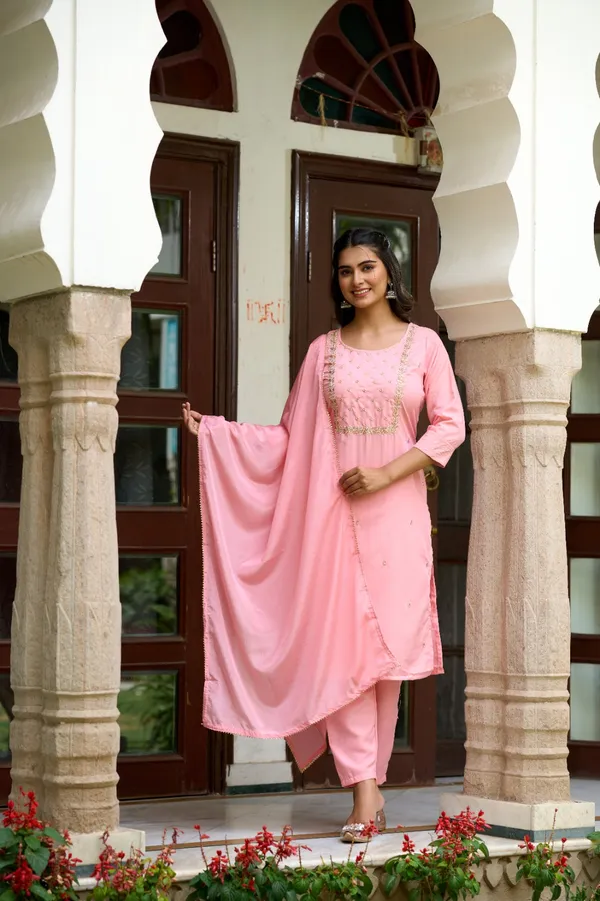 Pink_Rayon_Slub_Fabric_Embroidery_Kurta_Pant_Set_For_Women