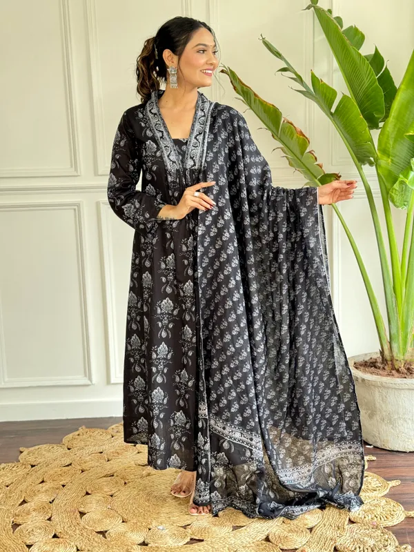 Black_Pure_Cotton_Fabric_Printed_Work_Kurta_Pant_And_Dupatta_Set