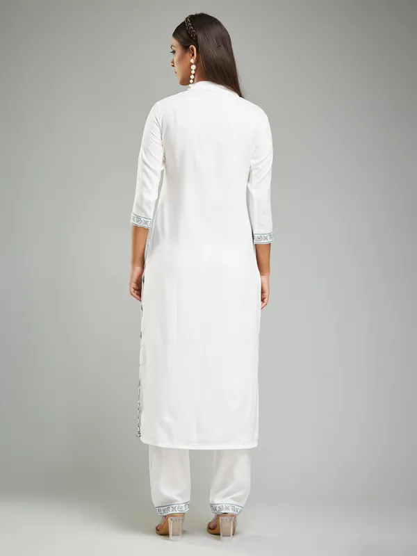 White_Cotton_Khari_Printed_Work_Kurta_Pant_And_Dupatta_Set_For_women