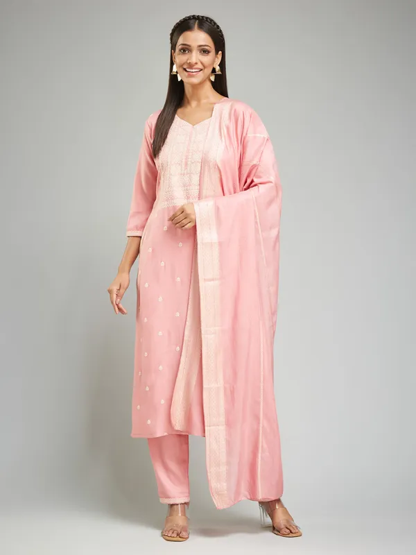 Pink_Fabric_Khari_Printed_Work_Kurta_Pant_And_Dupatta_Set
