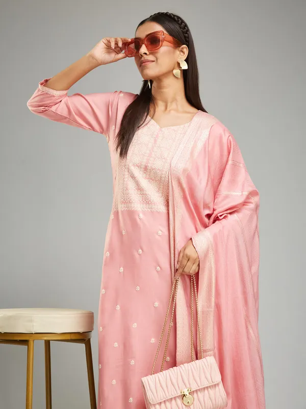 Pink_Fabric_Khari_Printed_Work_Kurta_Pant_And_Dupatta_Set