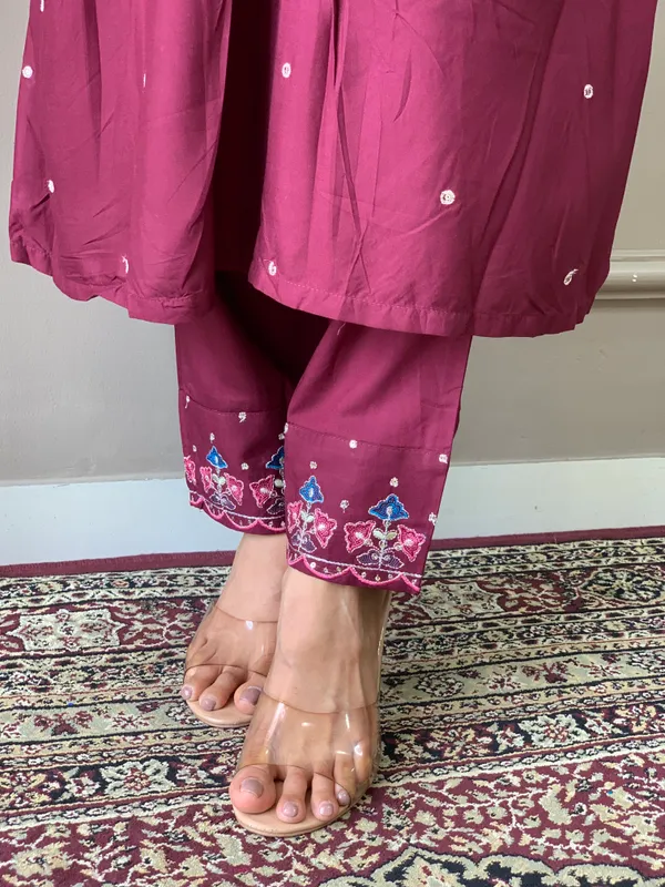 Wine_Embroide_Viscose_Chanderi_Fabric_Straight_Kurta_Pant_And_Dupatta_Set