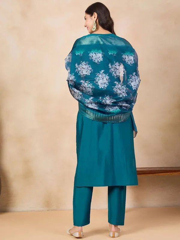 Blue_Printed_Viscose_Fabric_Straight_Kurta_Pant_And_Dupatta_Set