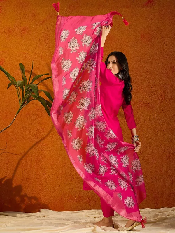 Pink_Printed_Viscose_Fabric_Straight_Kurta_Pant_And_Dupatta_Set