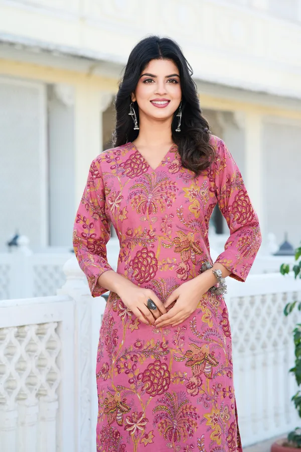 Pink_Printed_Cotton_Fabric_Straight_Kurta_Pant_Set.