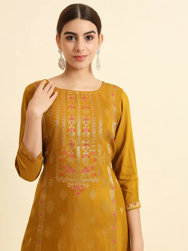 Mustard_Silk_Set_Embroidery_Kurta_Pant_Set_For_Women