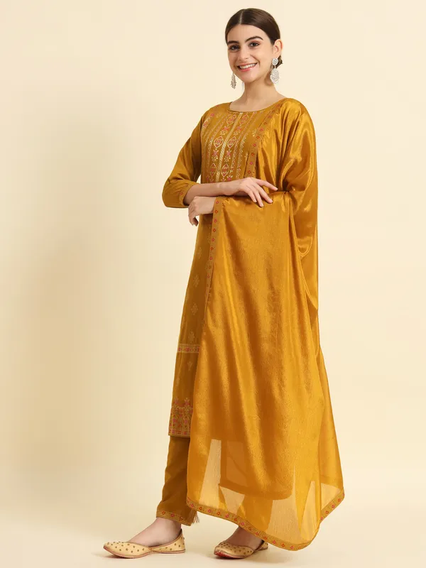 Mustard_Silk_Set_Embroidery_Kurta_Pant_Set_For_Women
