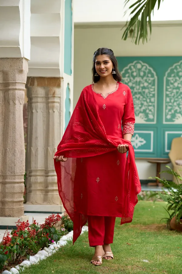 Red_Chanderi_Embroidery_Kurta_Pant_Set_For_Women