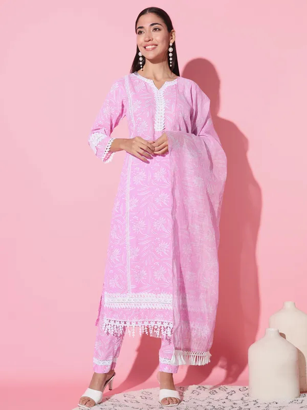 Pink_Cotton_Fabric_Printed_Kurta_Set_For_Women