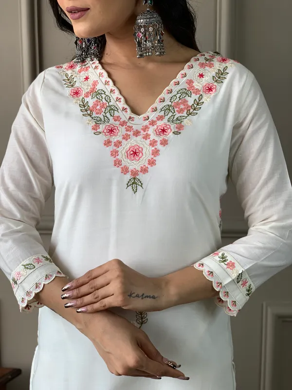 White_Pure_Cotton_Fabric_Thread_Work_Kurta_Set_For_Women