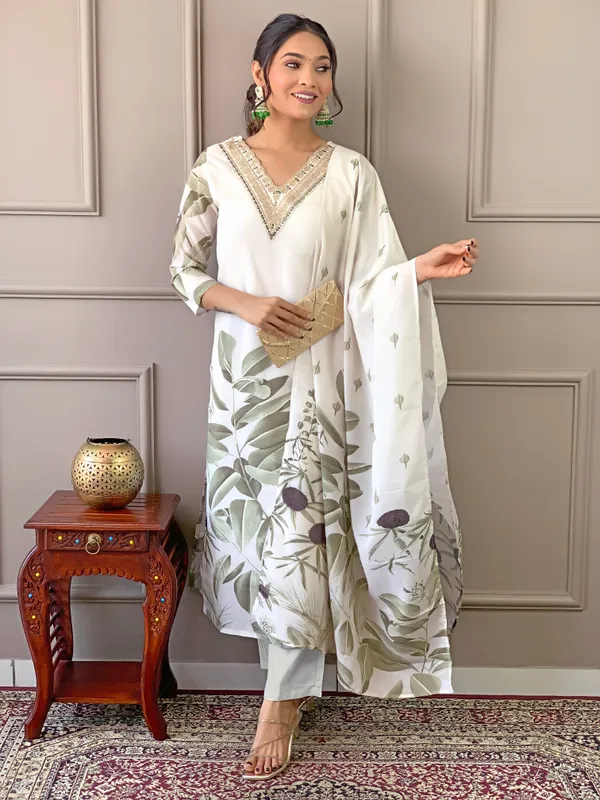 Green_French_Crepe_Fabric_Printed_Kurta_Set_For_Women
