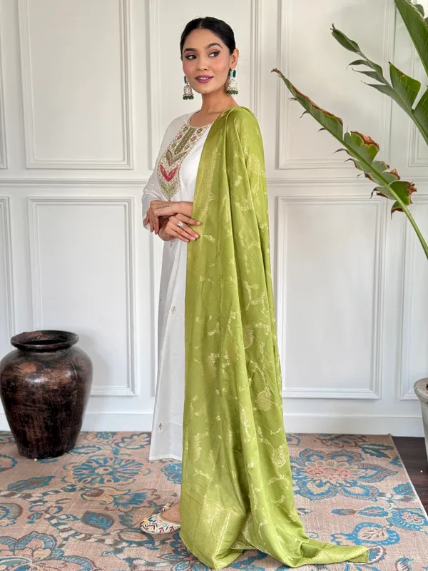 White_Embroide_Viscose_Blend_Fabric_Straight_Kurta_Pant_And_Dupatta_Set