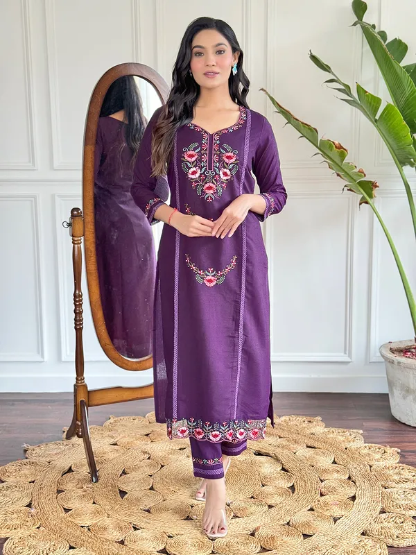 Purple_Embroide_Chanderi_Fabric_Straight_Kurta_Pant_And_Dupatta_Set