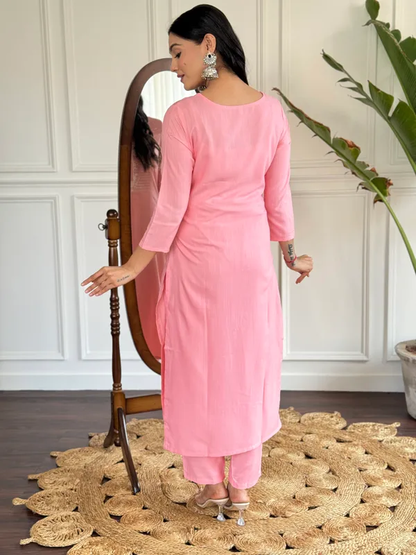 Pink_Slub_Fabric_Straight_Kurta_Pant_And_Dupatta_Set