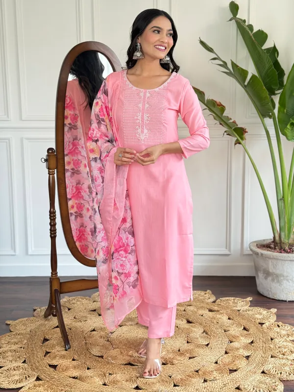 Pink_Slub_Fabric_Straight_Kurta_Pant_And_Dupatta_Set