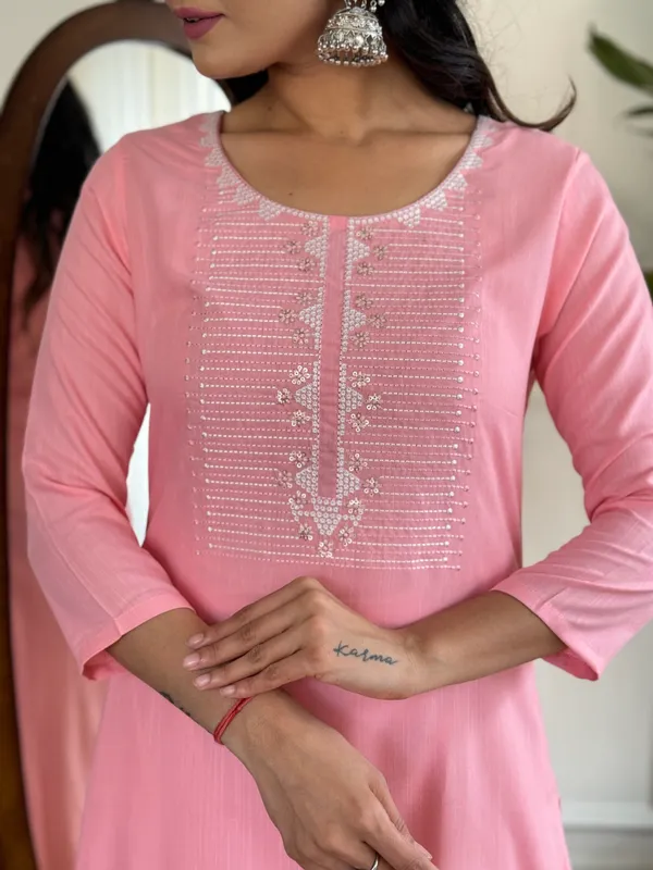 Pink_Slub_Fabric_Straight_Kurta_Pant_And_Dupatta_Set