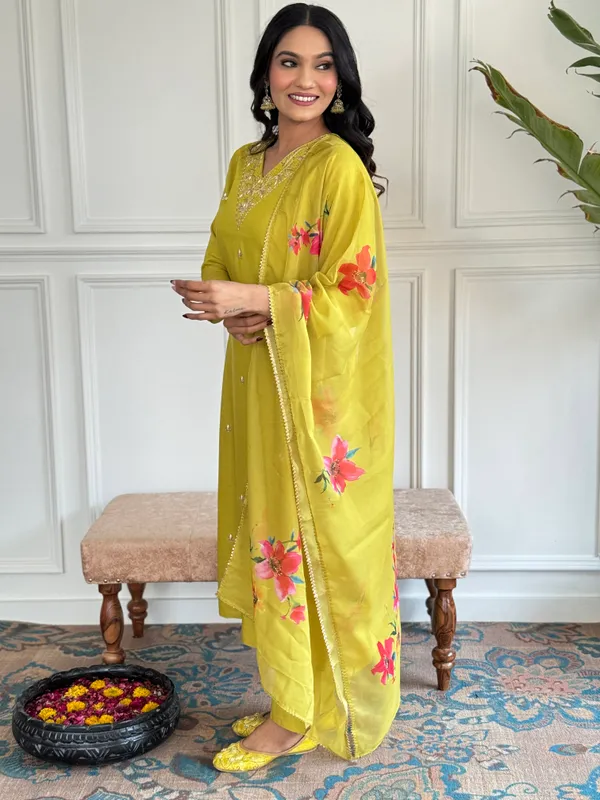 Yellow_Embroide_Slub_Fabric_Straight_Kurta_Pant_And_Dupatta_Set