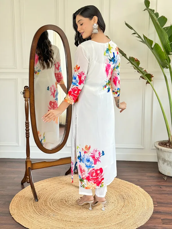 White_Floral_French_Crepe_Fabric_Straight_Kurta_Pant_And_Dupatta_Set