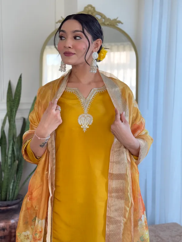 Yellow_Embroide_Viscose_Chanderi_Fabric_Straight_Kurta_Pant_And_Dupatta_Set