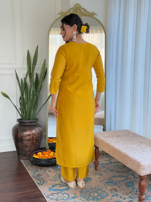 Yellow_Embroide_Viscose_Chanderi_Fabric_Straight_Kurta_Pant_And_Dupatta_Set