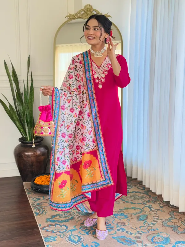 Red_Thread_Work_Fabric_Straight_Kurta_Pant_And_Dupatta_Set
