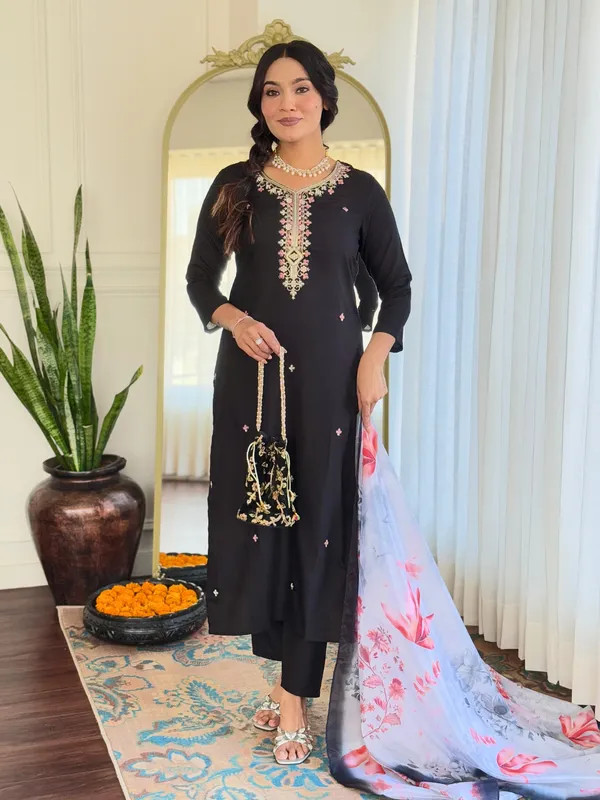 Black_Embroide_Viscose_Chanderi_Fabric_Straight_Kurta_Pant_And_Dupatta_Set