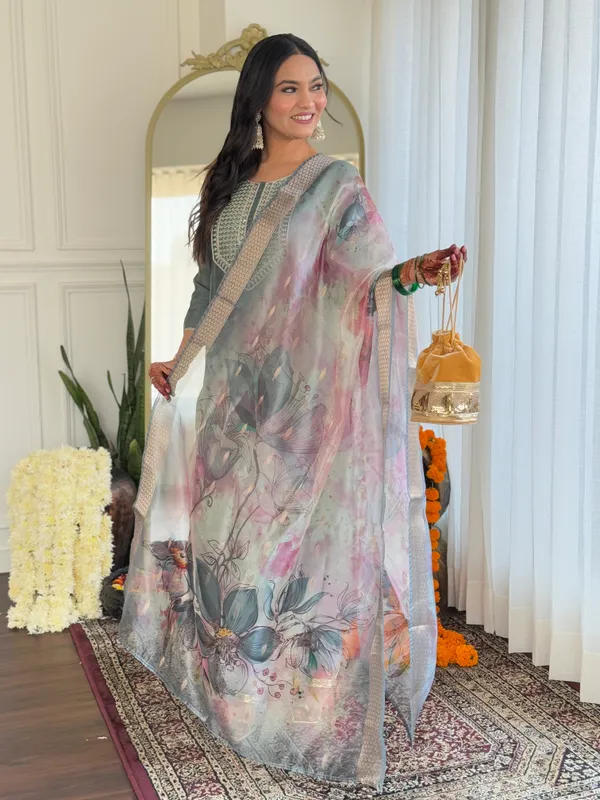 Pista_Embroide_Viscose_Fabric_Straight_Kurta_Pant_And_Dupatta_Set
