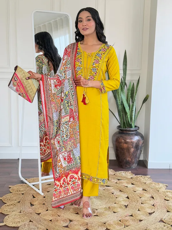 Mustard_Beautiful_Thread_Work_Viscose_Fabric_Straight_Kurta_Pant_And_Dupatta_Set