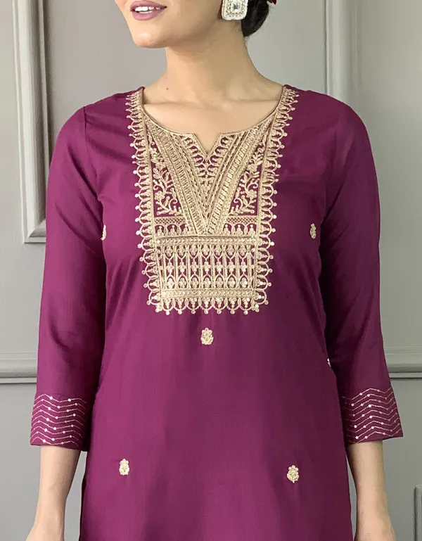 Wine_Rayon_Slub_Fabric_Embroidery_Kurta_Set_For_Women