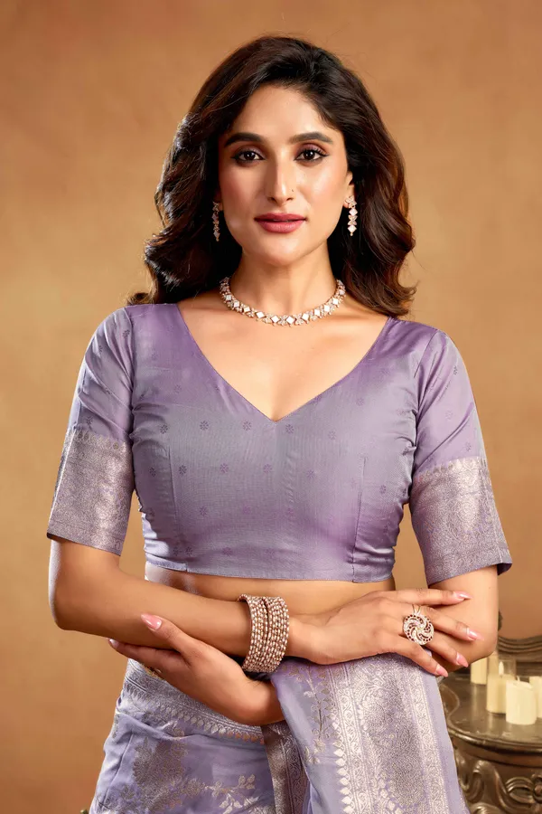 Lavender_Essence_Of_Tradition_Silk_Saree_With_Zhallar_And_Pastel_Shades