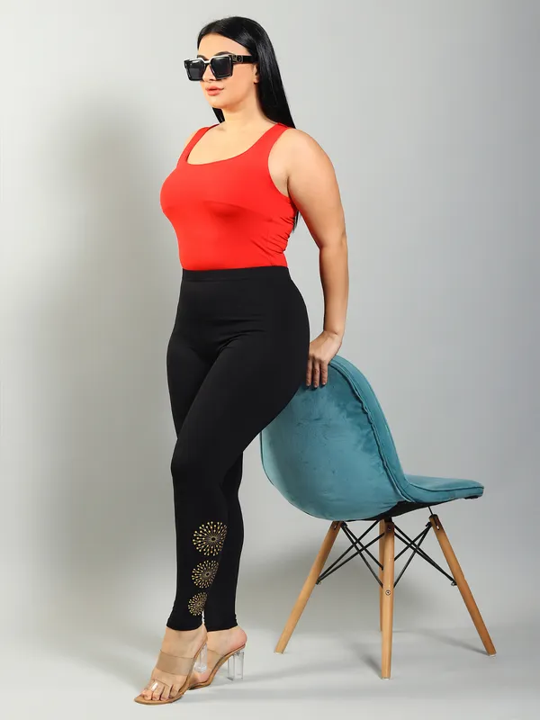 Black_Bottom_Printed_Plus_Size_Ankle_Length_Ethnic_Wear_Legging_For_Women