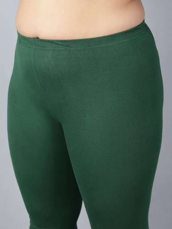 Dark_Green_Solid_Plus_Size_Churidar_Ethnic_Wear_Legging_For_Women