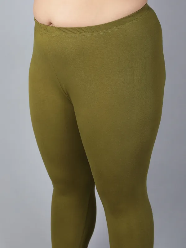 Dark_Green_Solid_Plus_Size_Churidar_Ethnic_Wear_Legging_For_Women